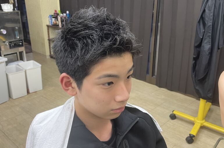 3F3BD817-037E-40E1-B333-A68F5A30D4E0